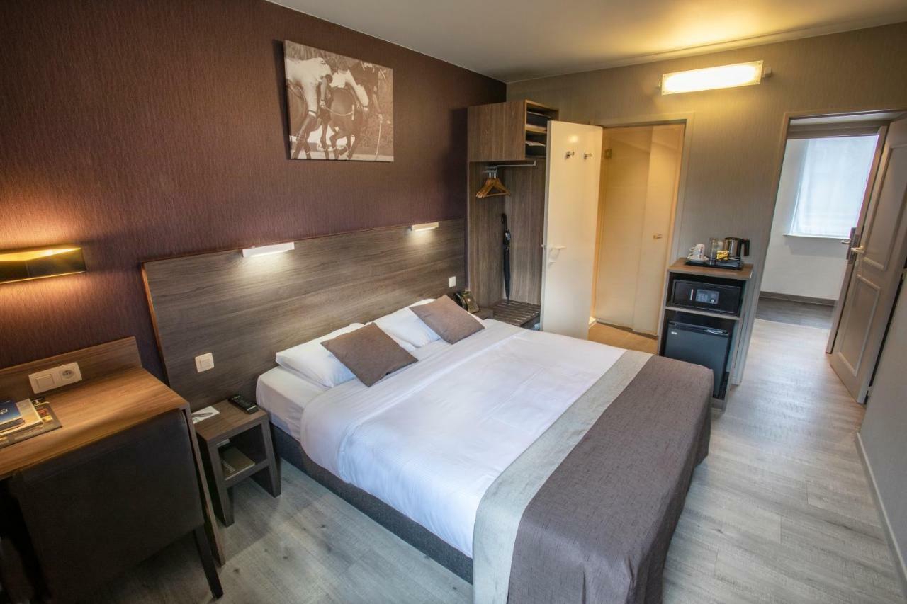 Hotel Auberge St. Pol Кноке-Хайст Екстериор снимка